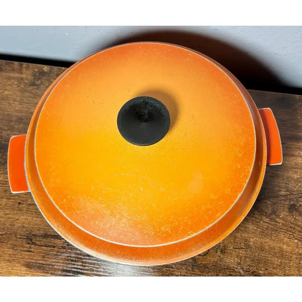 Vintage 1970s Flame Orange Aluminum Namco Australia Dutch Oven 4Qt with Lid